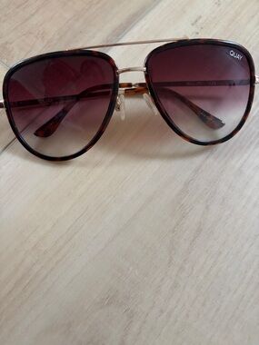 Quay Australia “All in” Aviator